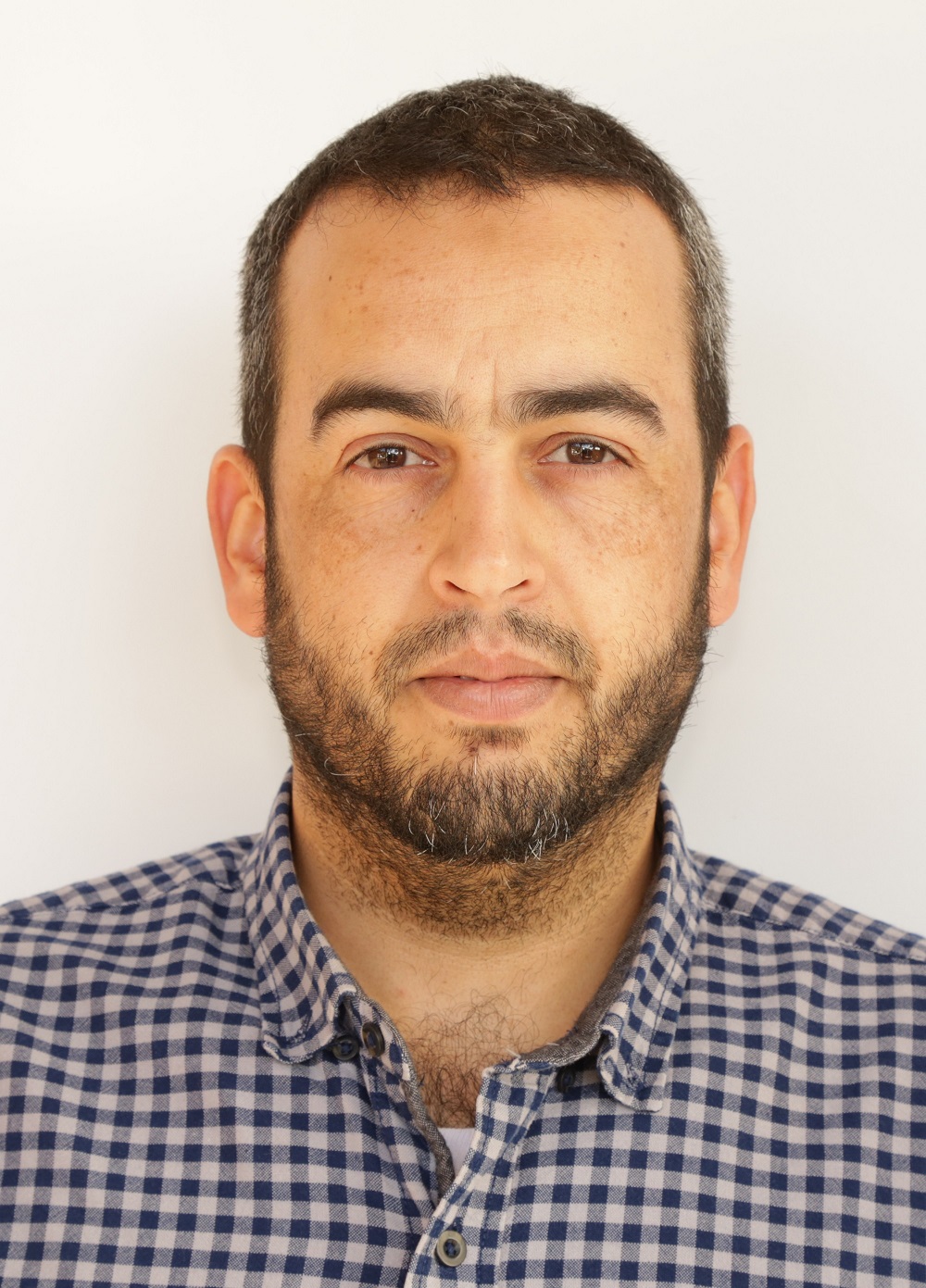 عمر امحمد عامر